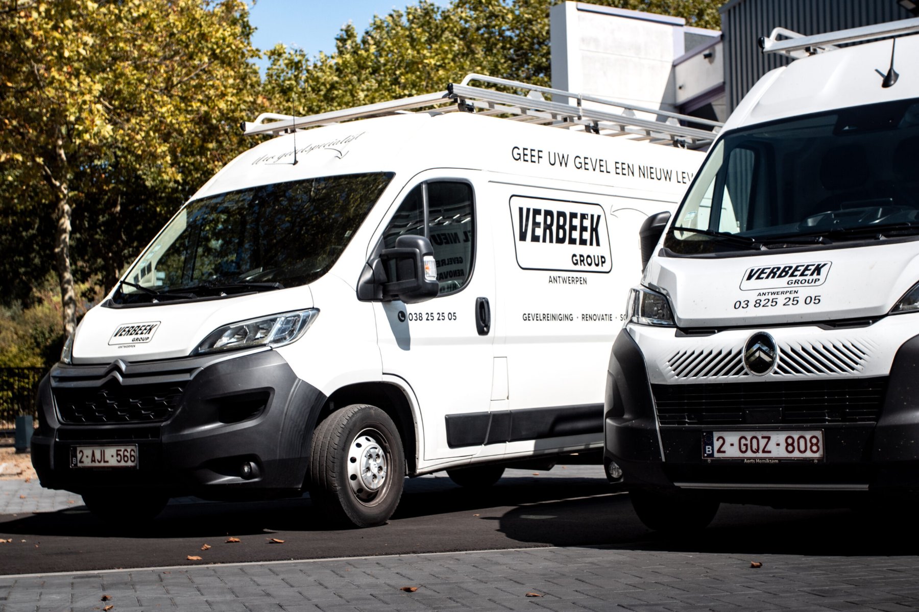 Werkplaats en bestelwagen van Verbeek Group
